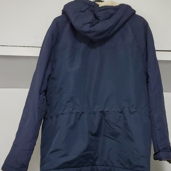 ***. Woman's coat - Picture 5 of 5